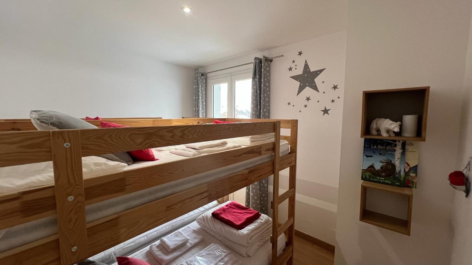 Rouge Canneberge -8 Personnes- 84M2 Vue Degagee Setaz 瓦卢瓦尔 外观 照片