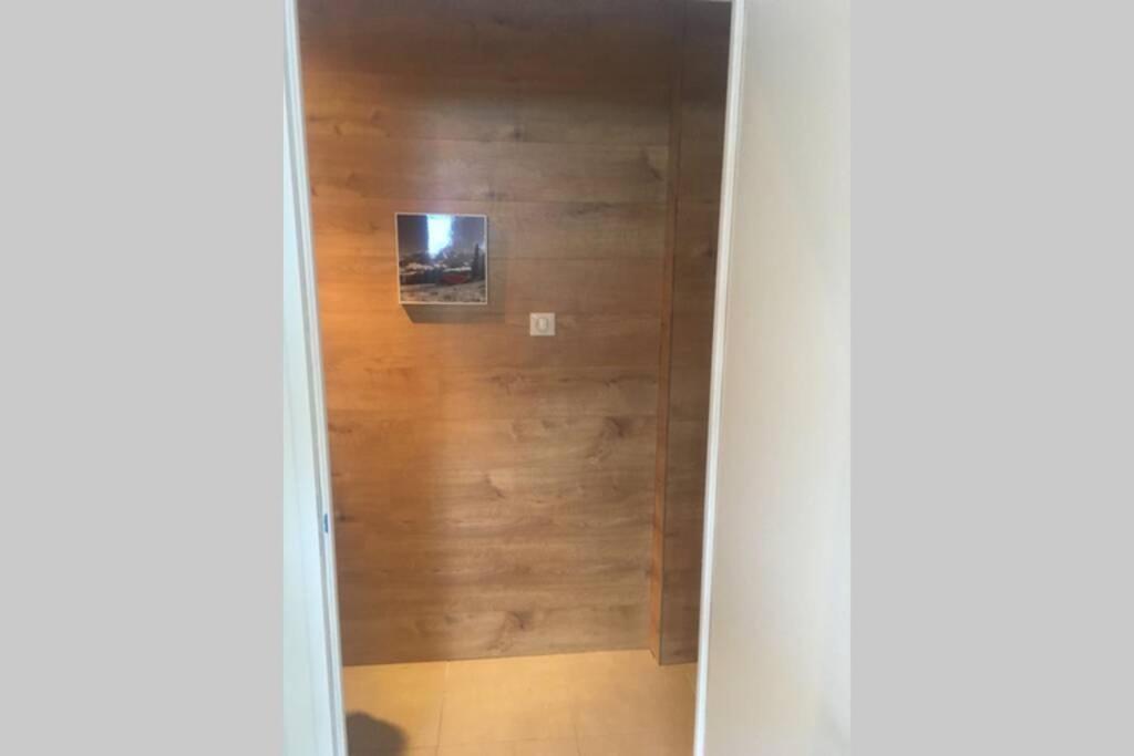 Rouge Canneberge -8 Personnes- 84M2 Vue Degagee Setaz 瓦卢瓦尔 外观 照片
